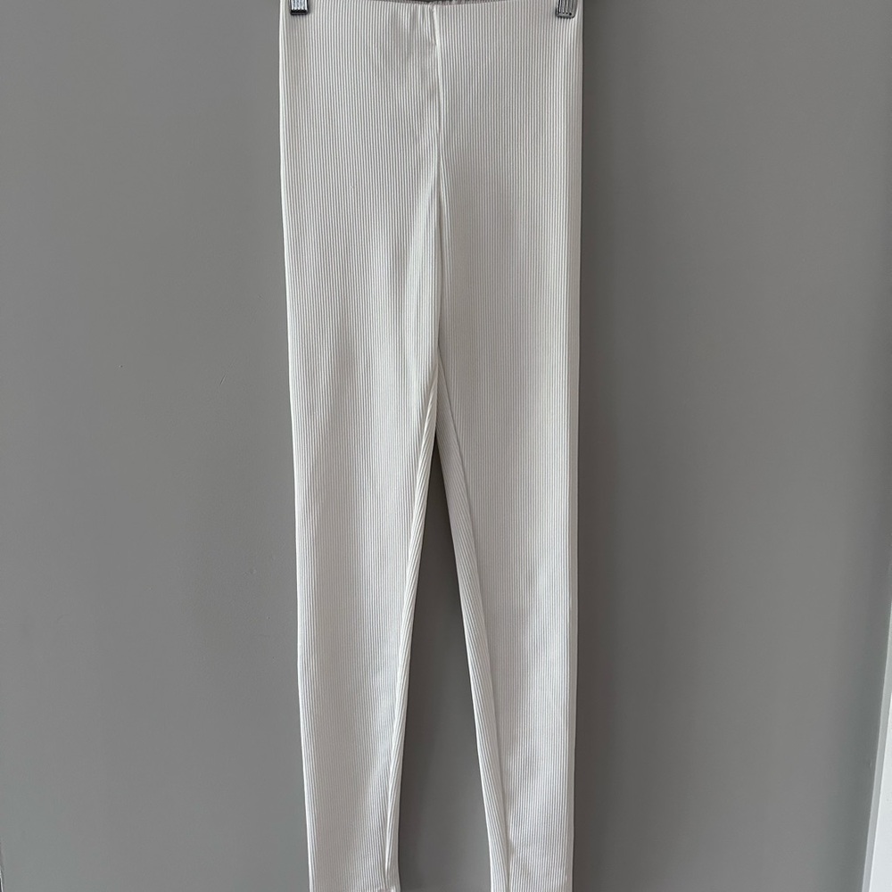 White Ribbed Leggings
